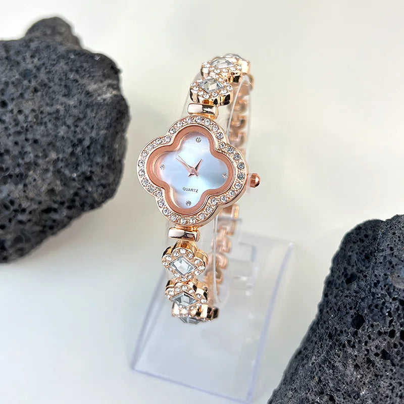 Four-leaf Clover Embedded Diamond Watch Dabfavshop