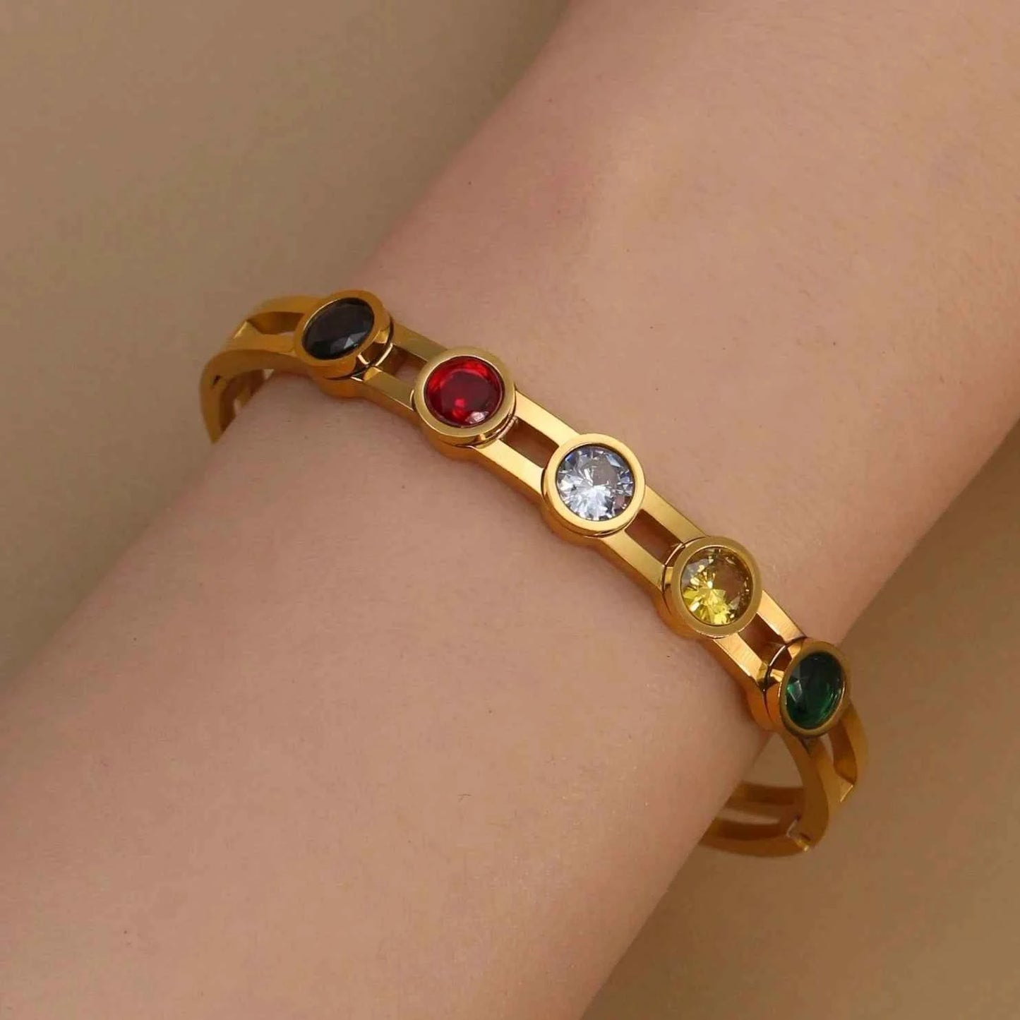 Stainless Steel Crystal Gold Color Bracelet (Unisex)