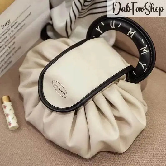 Easy Portable Luxury Makeup Bag - Dabfavshop
