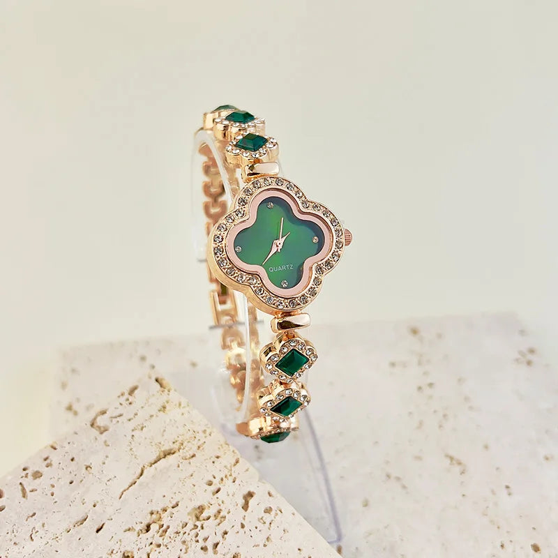 Four-leaf Clover Embedded Diamond Watch Dabfavshop