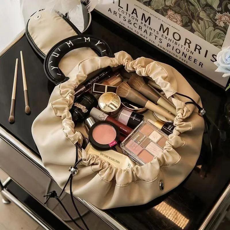 Easy Portable Luxury Makeup Bag - Dabfavshop