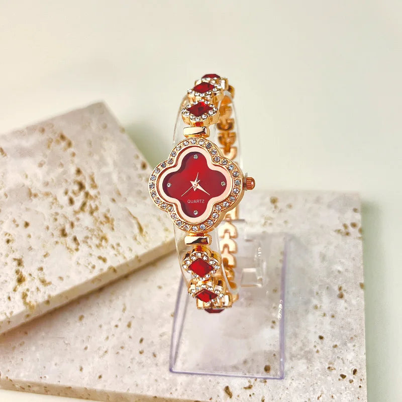 Four-leaf Clover Embedded Diamond Watch Dabfavshop